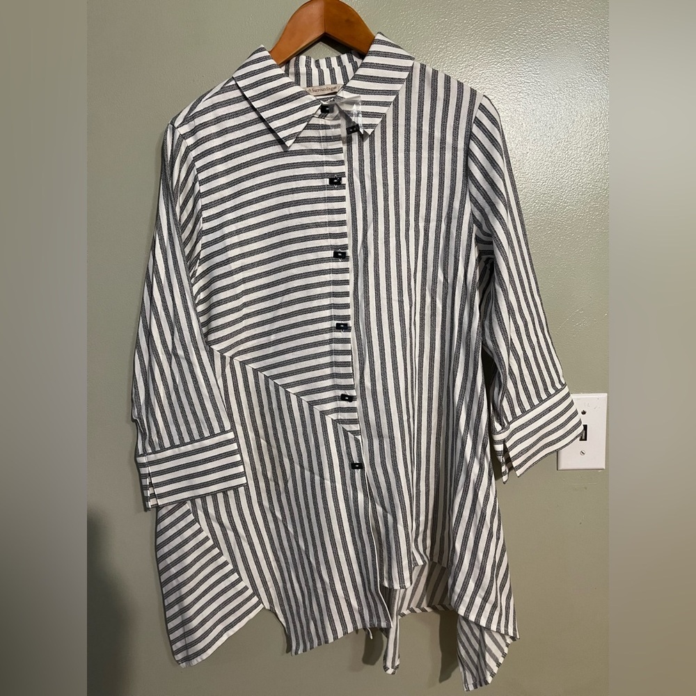 Soft Surroundings Black and White Striped Tunic Blouse MP New